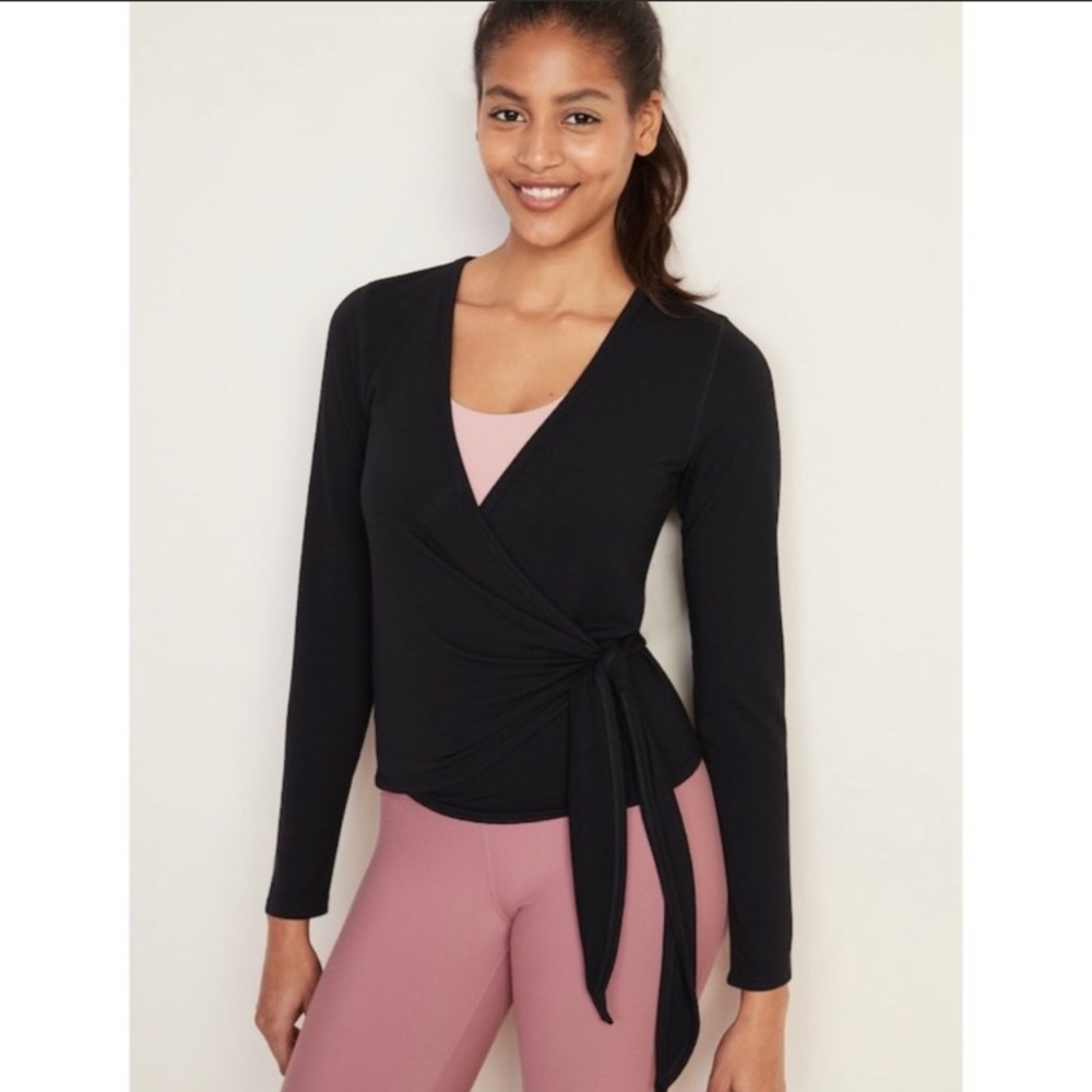 Old Navy Active Wrap Top